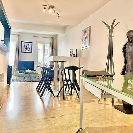 6 - 8b3 Apartment