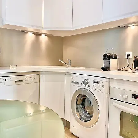 6 - 8b3 Appartement *