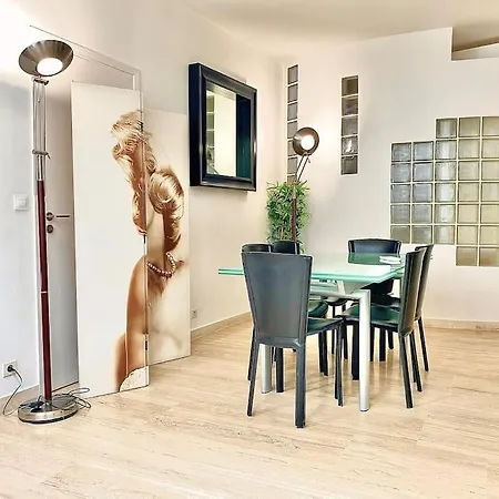 Apartment 6 - 8b3